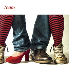 Hier finden sie die Mitarbeiter der Agentur. Es ist ein junges dynamisches Team, bestens Ausgebildet in den Bereichen Mediengestaltung, Grafik, Projektleitung. Administration, Projektleitung, Vertrieb, Redaktion, Apple, Windows, Linux, Wordpress, Typo3, Joomla, Cantao, Drupal, Joomla.